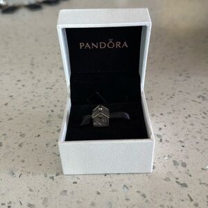 New Pandora Silver house Charm